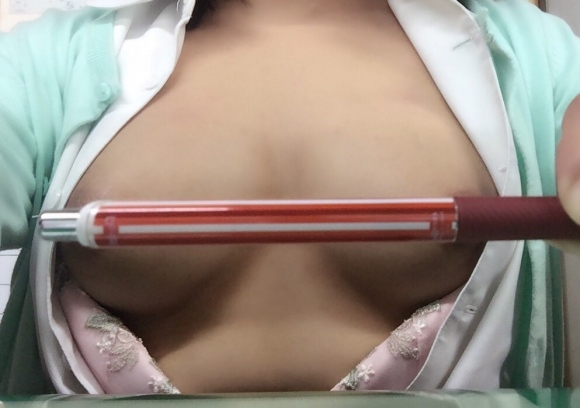 ブラウスおっぱい7