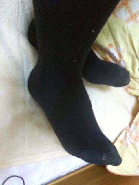 858650