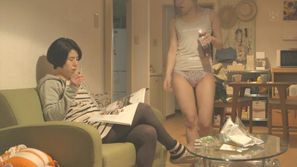 内田慈パンツ1