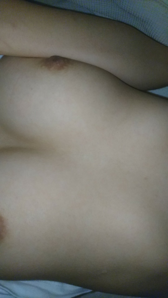 ニートおっぱい1