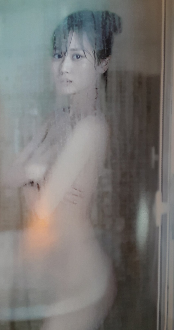 山下美月写真集ヌード1