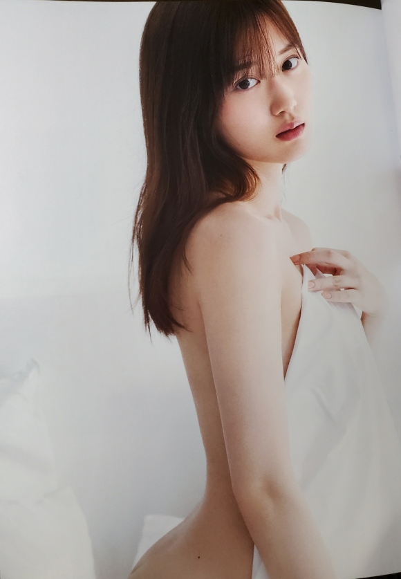 山下美月写真集ヌード4