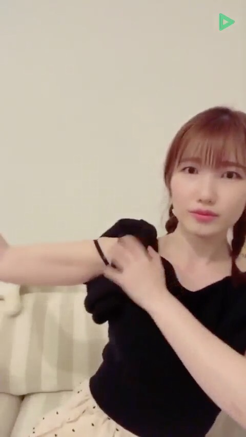 内田彩胸チラブラ紐5