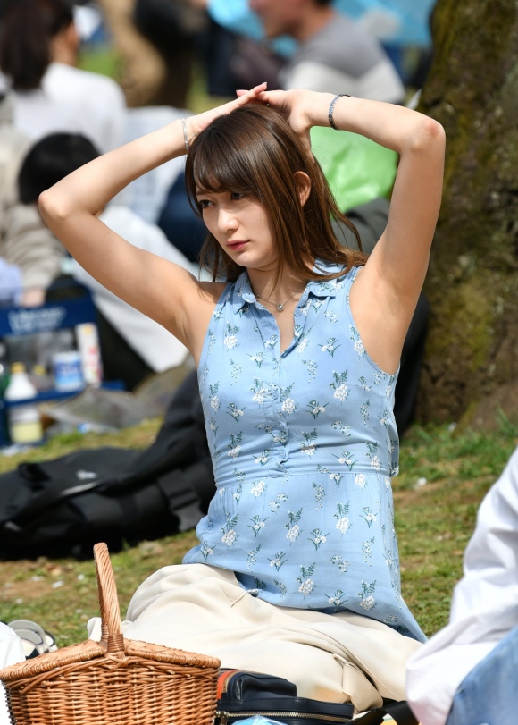 宇津木あゆみパンチラ1