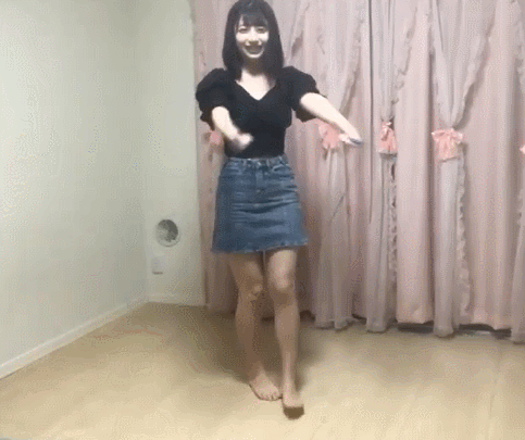 AKB48鈴木優香パンチラ0