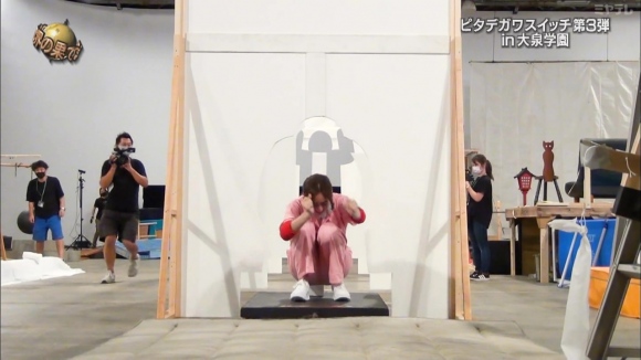 堀田茜パンツ5