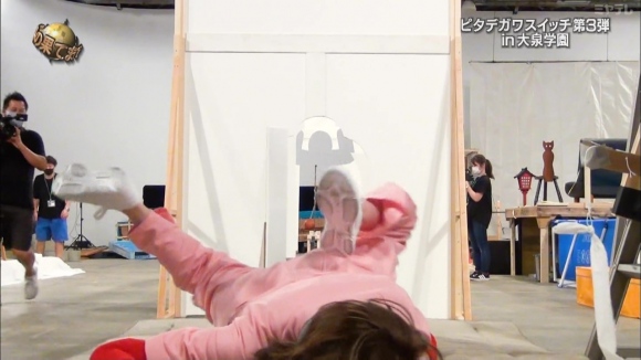 堀田茜パンツ6