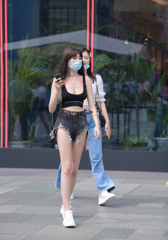 ダメージデニム中国人パンツ6