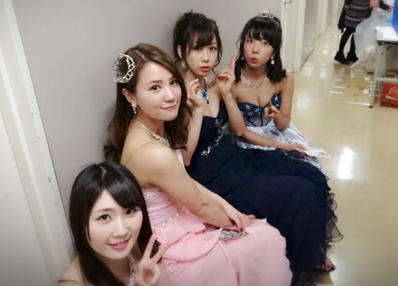 元AKB48鈴木まりや手ブラ8