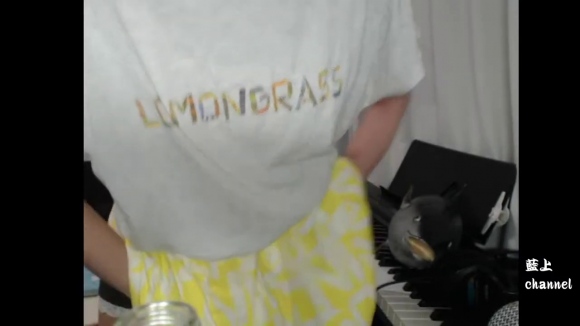 Youtuberパンチラ8