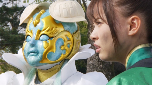 魔進戦隊キラメイジャー新條由芽お尻5