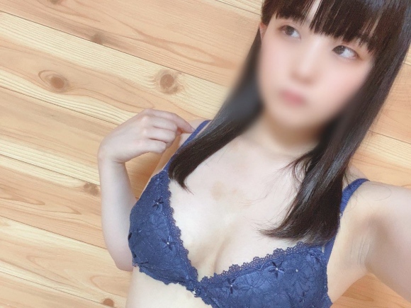 ディルド女子大生1