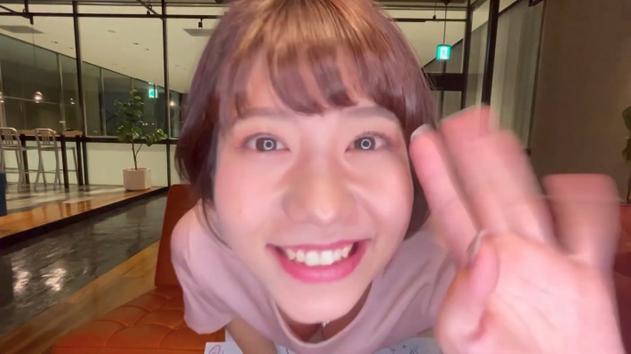 矢端名結胸チラ1