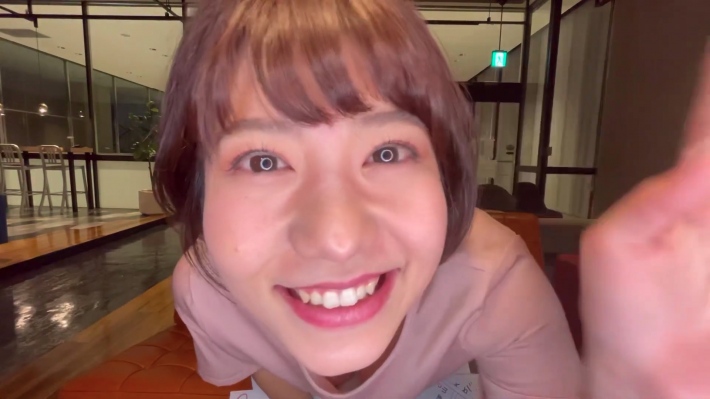 矢端名結胸チラ3