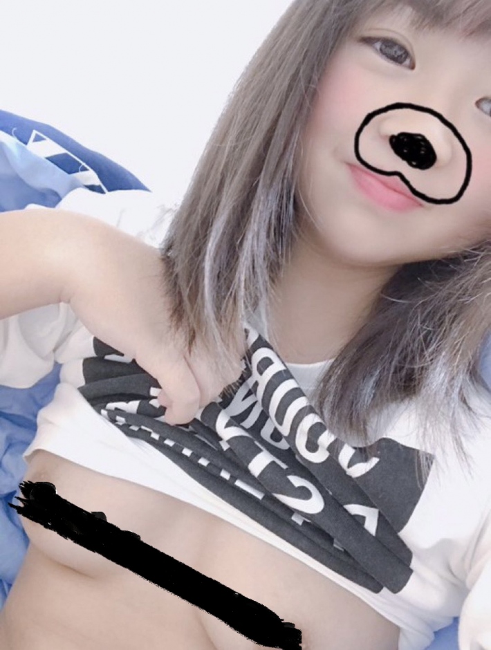 童顔おっぱい7
