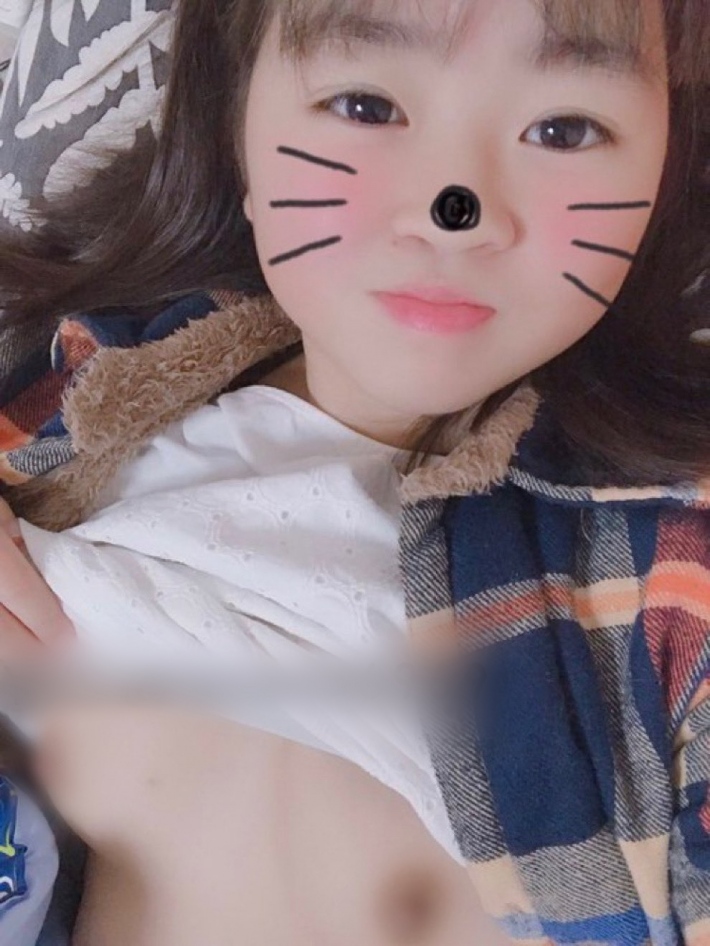 童顔おっぱい24