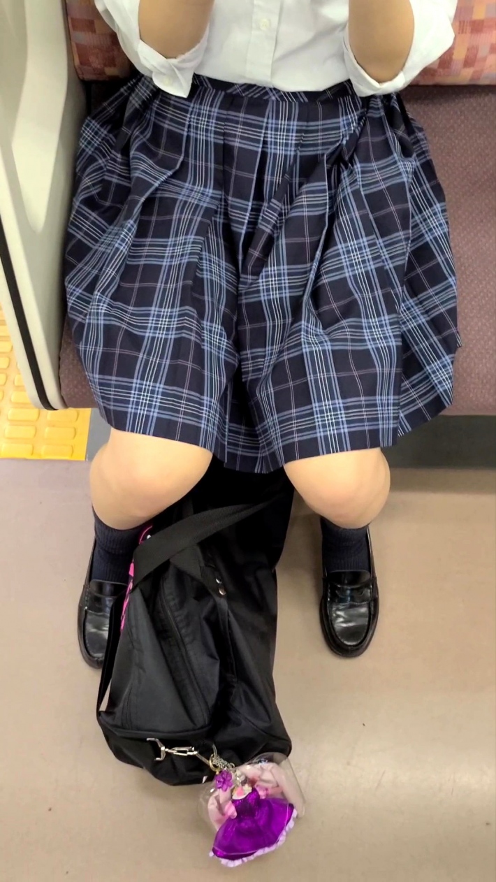JK黒パンローアン2
