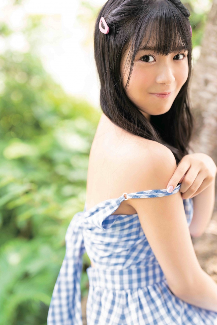 安田桃寧おっぱい1