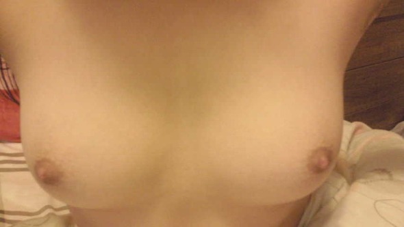 自撮りオッパイ56
